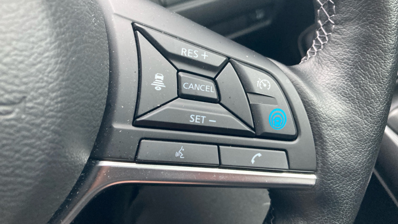 Nissan Juke 1.6 Hybrid Tekna 5dr Auto Hybrid Hatchback